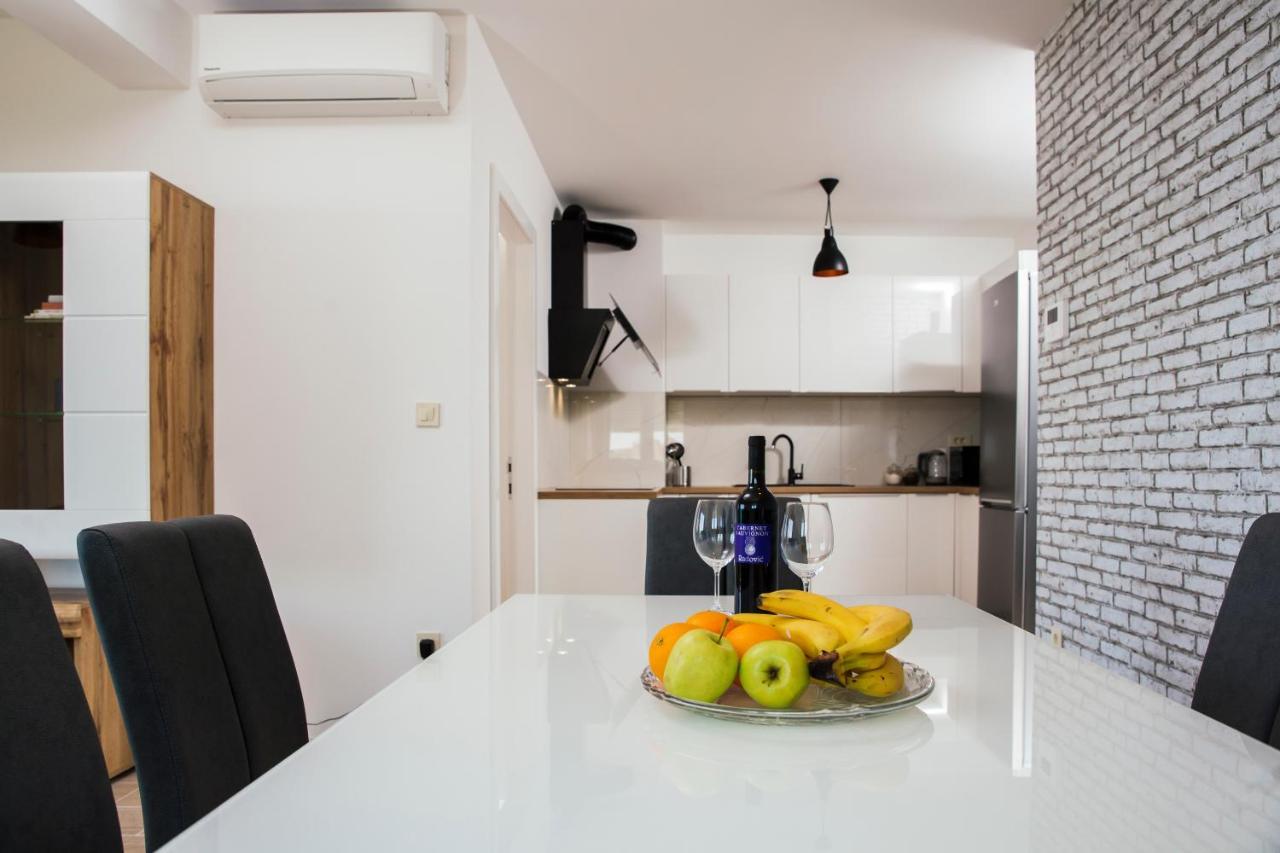 Apartman Magdalena Apartment Makarska Exterior photo