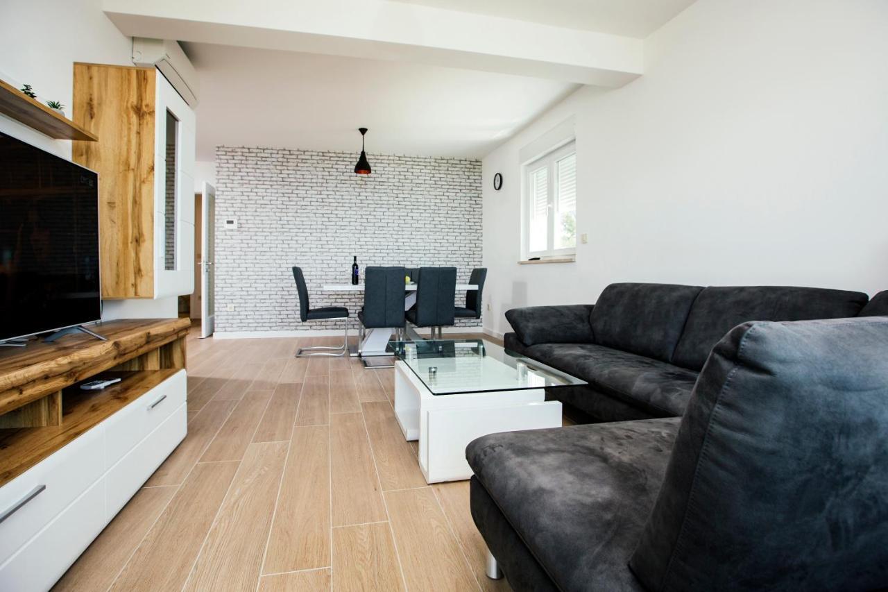 Apartman Magdalena Apartment Makarska Exterior photo